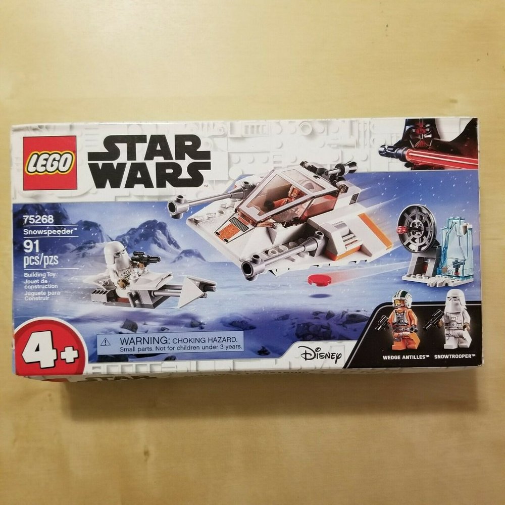LEGO Snowspeeder Star Wars TM (75268) NIB Disney